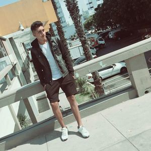 Meet your Posher, Nicholas